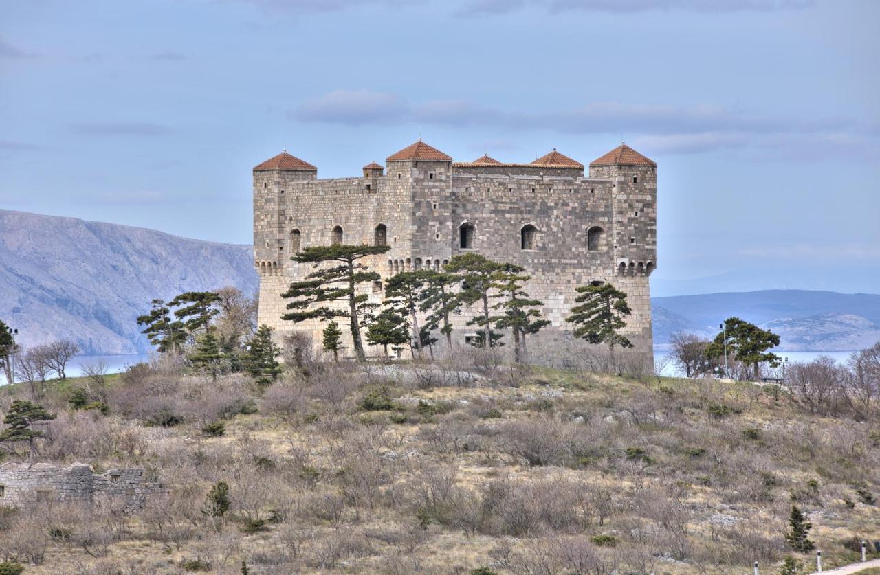 Apartments Luka - Villa Sunce Senj  Buitenkant foto