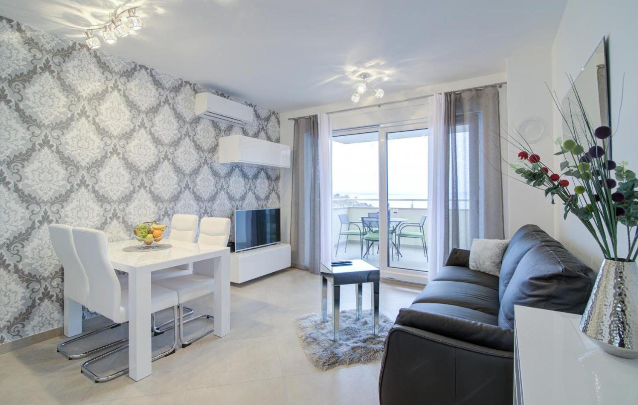 Apartments Luka - Villa Sunce Senj  Buitenkant foto