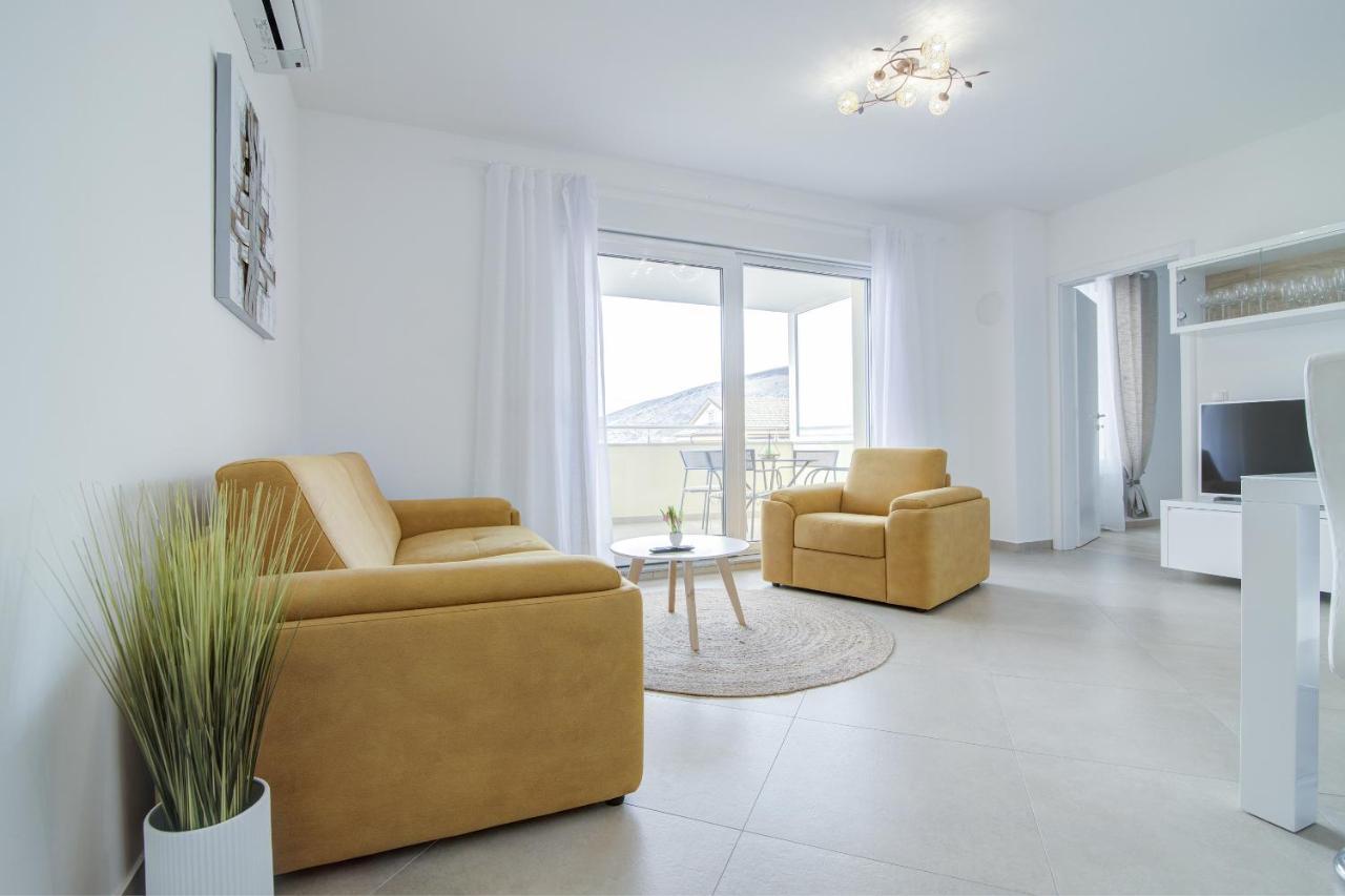 Apartments Luka - Villa Sunce Senj  Buitenkant foto