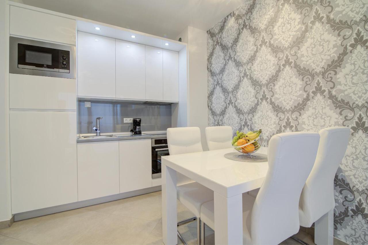 Apartments Luka - Villa Sunce Senj  Buitenkant foto